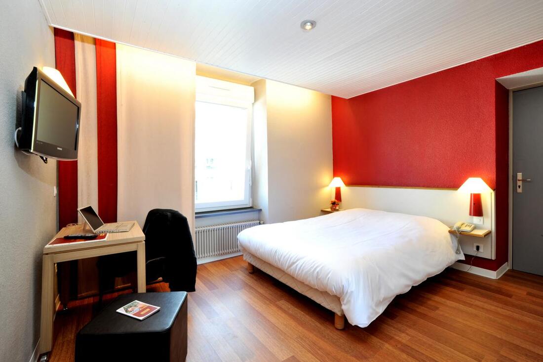 arum hotel remiremont