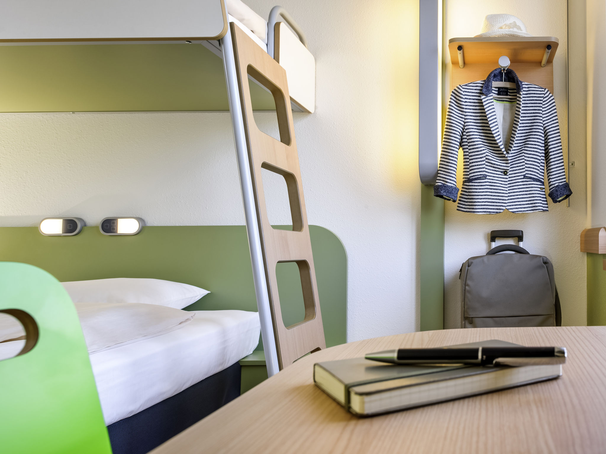 https://all.accor.com/9163