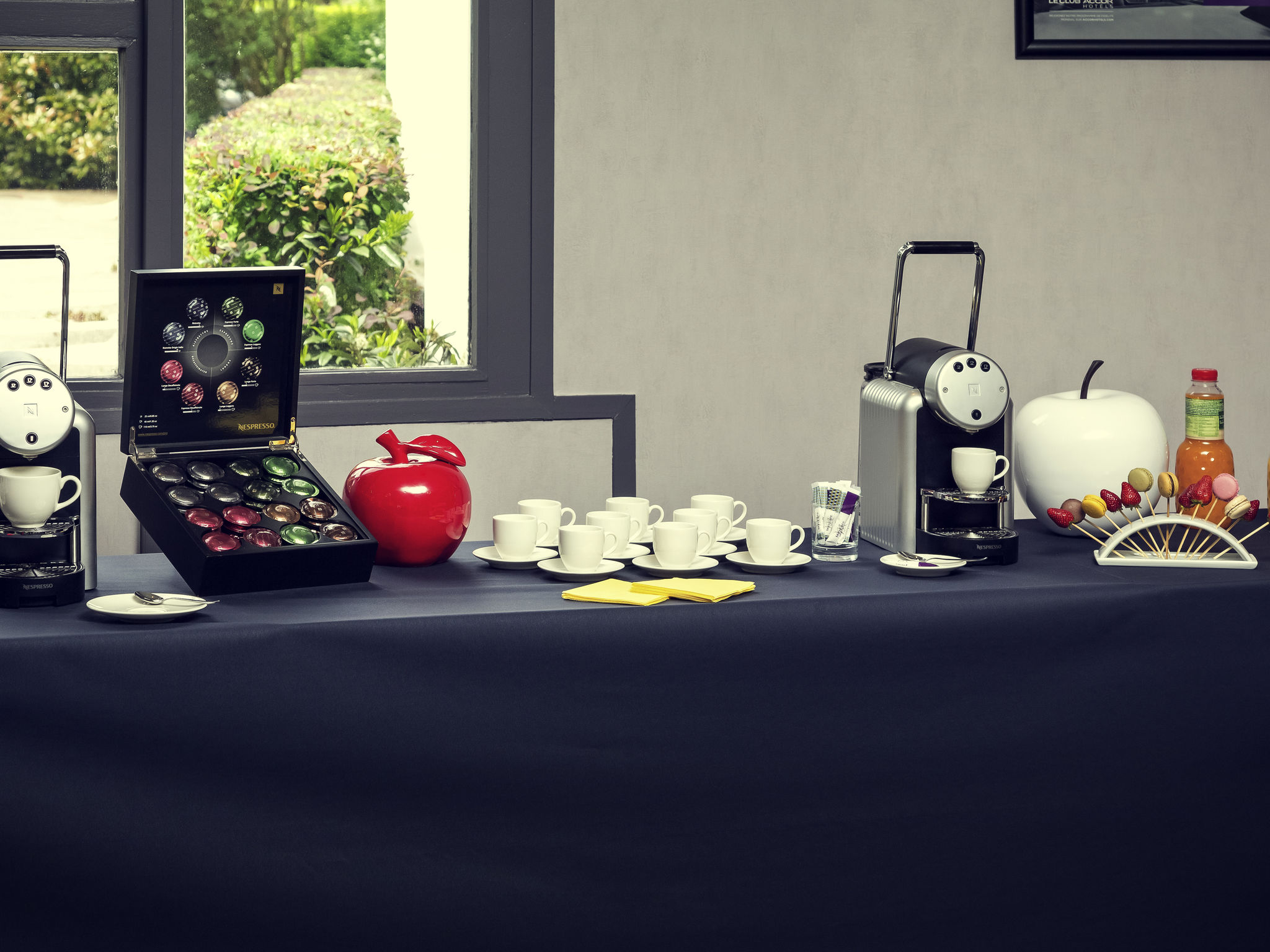 https://www.accorhotels.com/0369