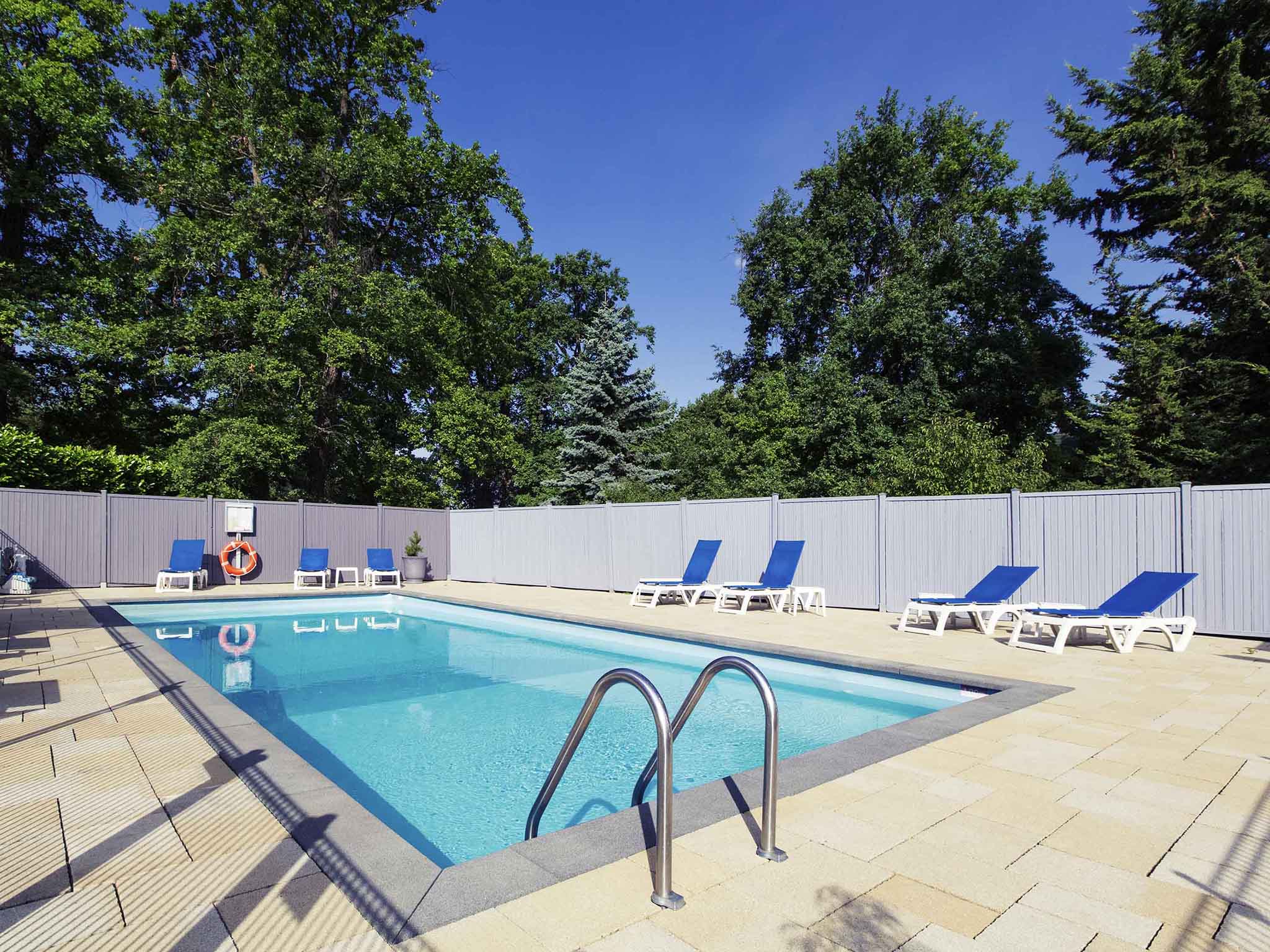 http://www.accorhotels.com/0369
