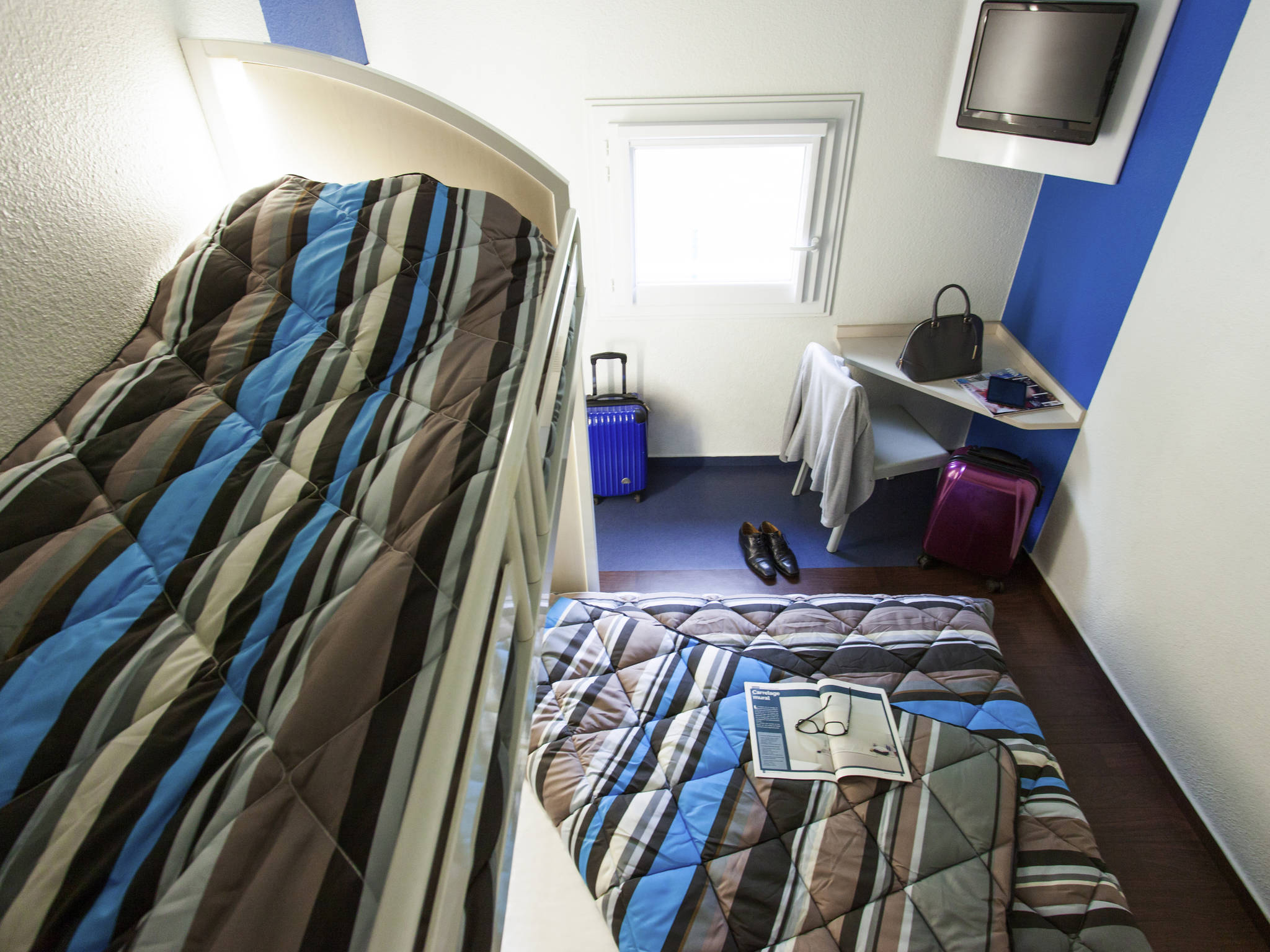 https://www.accorhotels.com/2321